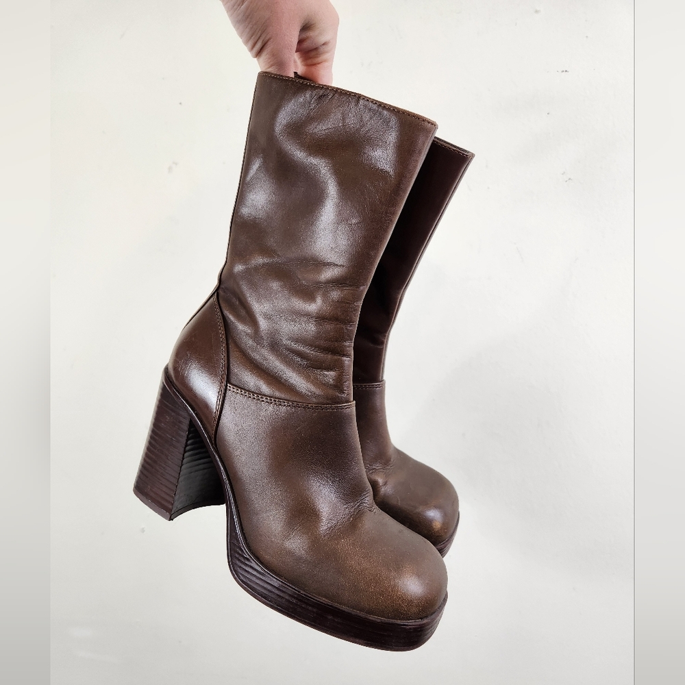 Vintage Brown Platform Mid-Calf Women's Boots